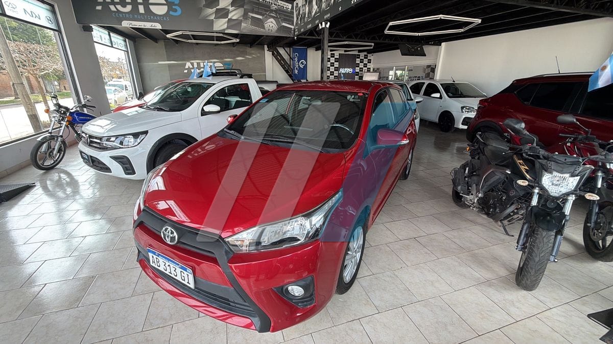 TOYOTA YARIS S 5 CVT (2017)