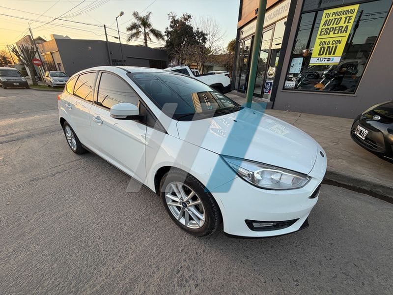 FORD FOCUS S 1.6L MT